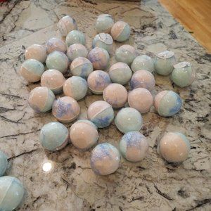 COPY - 35 Bath bombs from our oringal line up